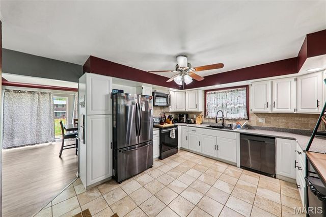 113 Mark Drive, Fairview Heights, IL 62208