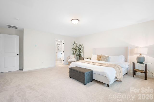 122 W Heart Pine Lane, Statesville, NC 28677