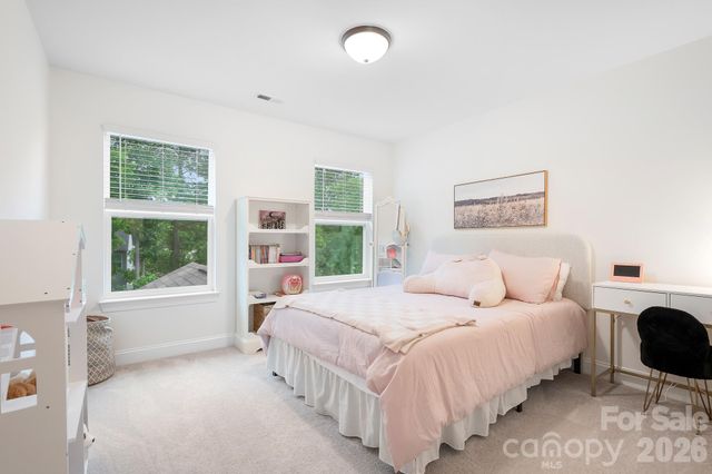 122 W Heart Pine Lane, Statesville, NC 28677