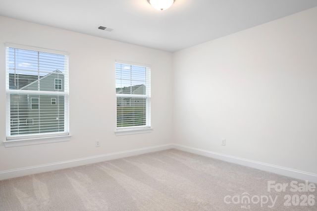 122 W Heart Pine Lane, Statesville, NC 28677