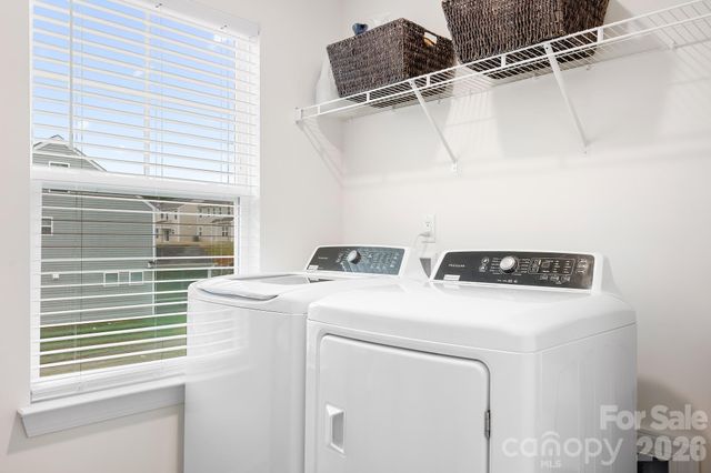 122 W Heart Pine Lane, Statesville, NC 28677