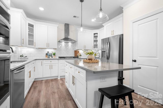 122 W Heart Pine Lane, Statesville, NC 28677