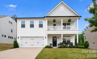 122 W Heart Pine Lane, Statesville, NC 28677