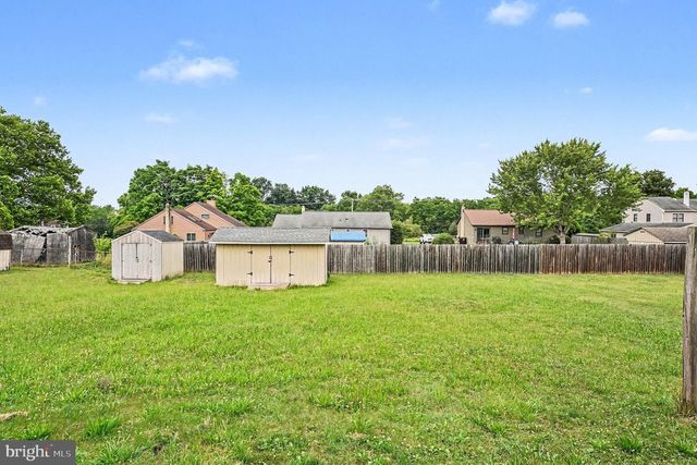 261 FLORENCE DR, Harleysville, PA 19438