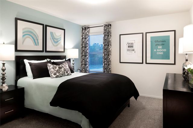 218 Herald DR, Hutto, TX 78634