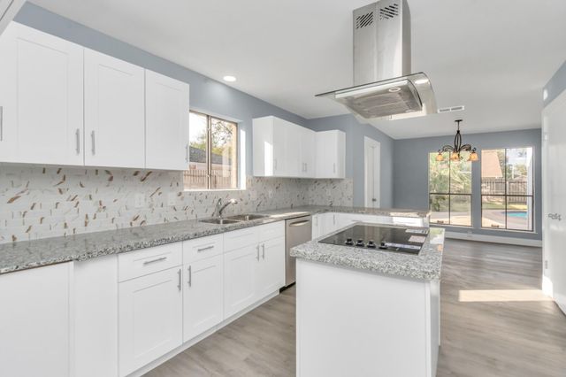 3514 Summit Drive, Missouri City, TX 77459