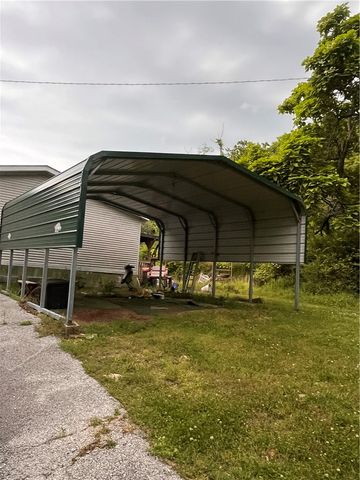 14683 Viney Grove Road, Fayetteville, AR 72704