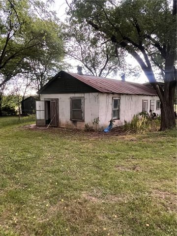 14683 Viney Grove Road, Fayetteville, AR 72704