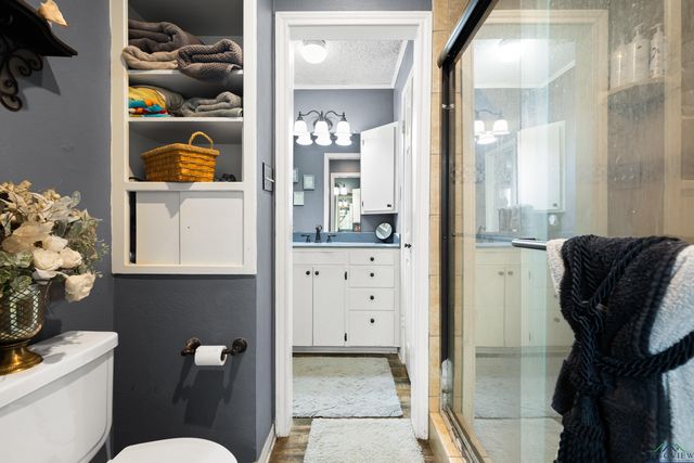 505 Brookhollow, White Oak, TX 75693