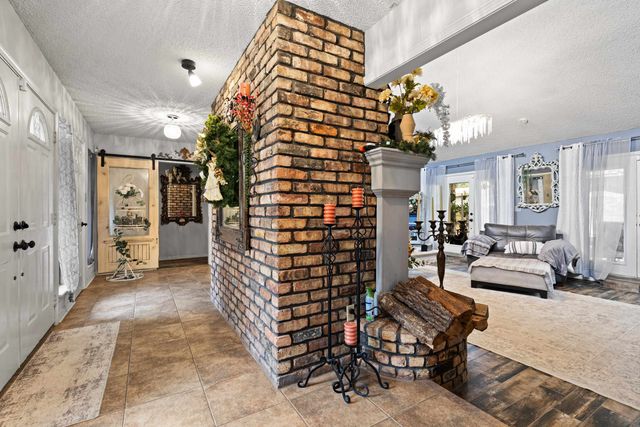 505 Brookhollow, White Oak, TX 75693