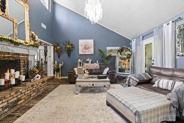 505 Brookhollow, White Oak, TX 75693