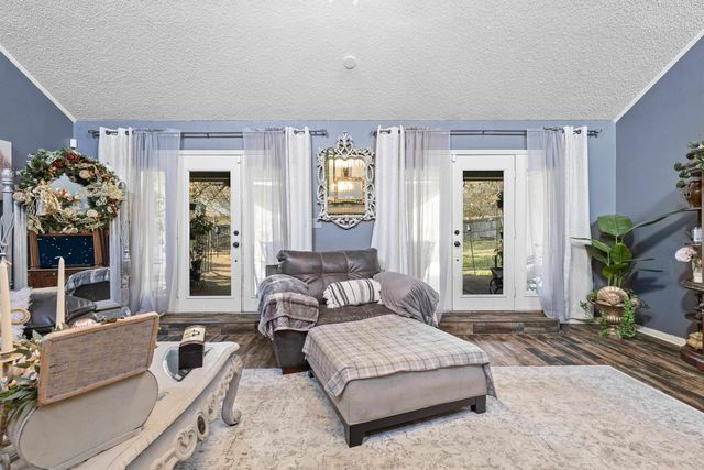 505 Brookhollow, White Oak, TX 75693