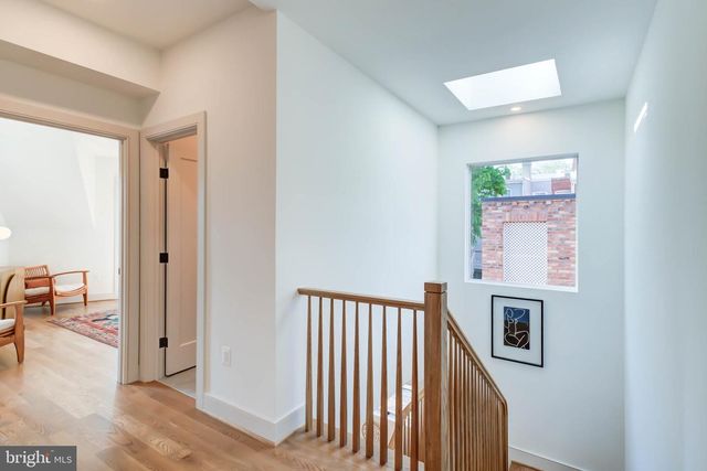 1327 IVES PL SE, Washington, DC 20003