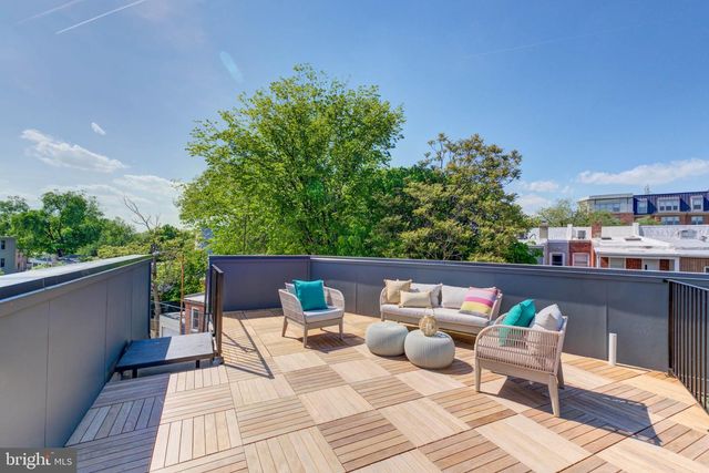 1327 IVES PL SE, Washington, DC 20003