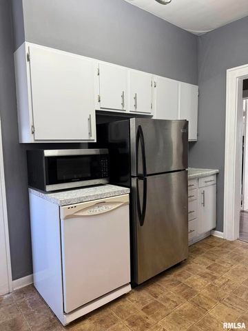 1812 NORTH Avenue, Metropolis, IL 62960