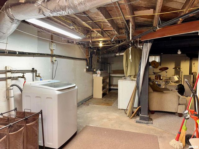 1812 NORTH Avenue, Metropolis, IL 62960