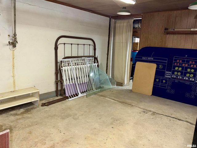 1812 NORTH Avenue, Metropolis, IL 62960