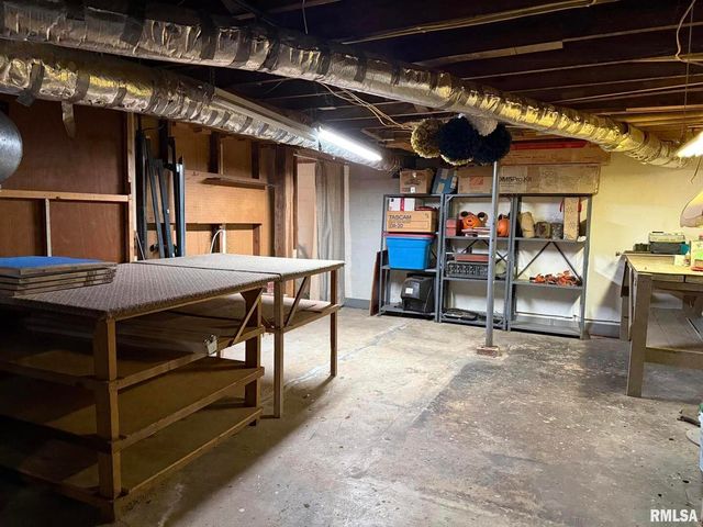 1812 NORTH Avenue, Metropolis, IL 62960