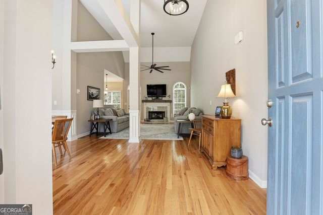 25 Lyndhurst Way, Sharpsburg, GA 30277