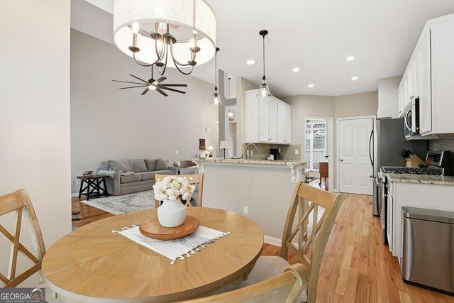 25 Lyndhurst Way, Sharpsburg, GA 30277