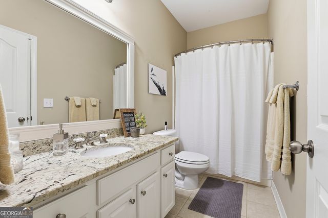 25 Lyndhurst Way, Sharpsburg, GA 30277