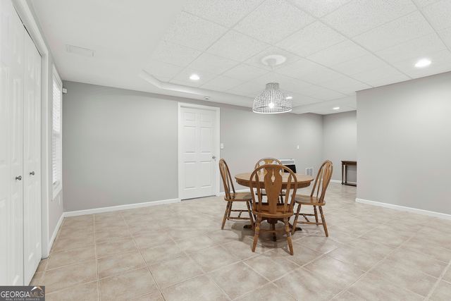 25 Lyndhurst Way, Sharpsburg, GA 30277