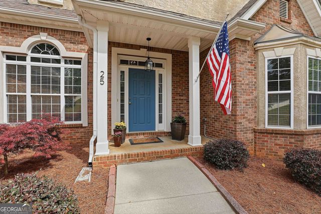 25 Lyndhurst Way, Sharpsburg, GA 30277