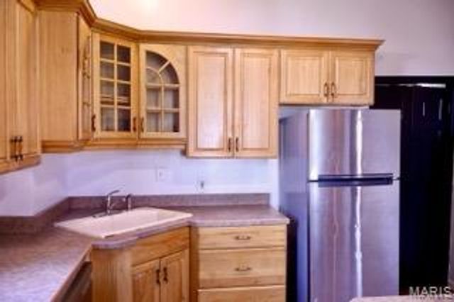 4371 W Belle Place, St Louis, MO 63108