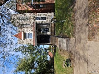 4371 W Belle Place, St Louis, MO 63108