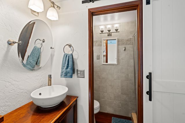 1427 NW Washington Boulevard, Grants Pass, OR 97526