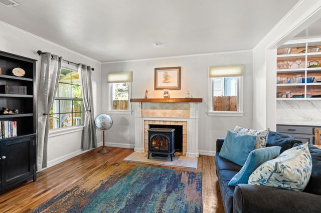 1427 NW Washington Boulevard, Grants Pass, OR 97526