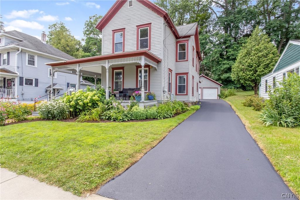 29 Virginia Street, Lysander, NY 13027