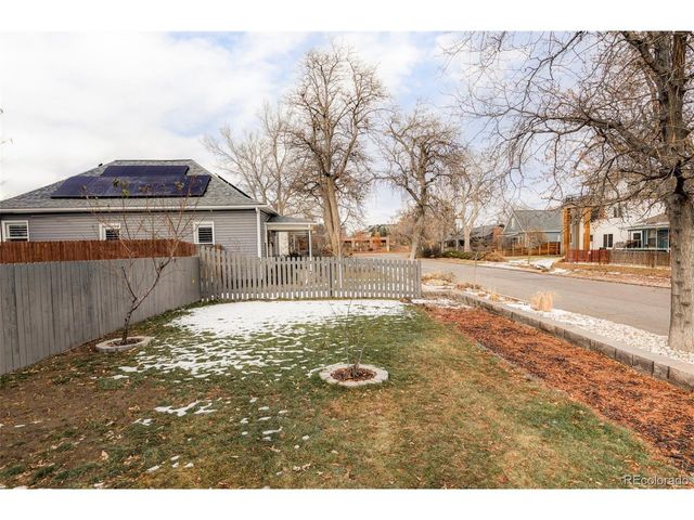 4957 Knox Ct, Denver, CO 80221