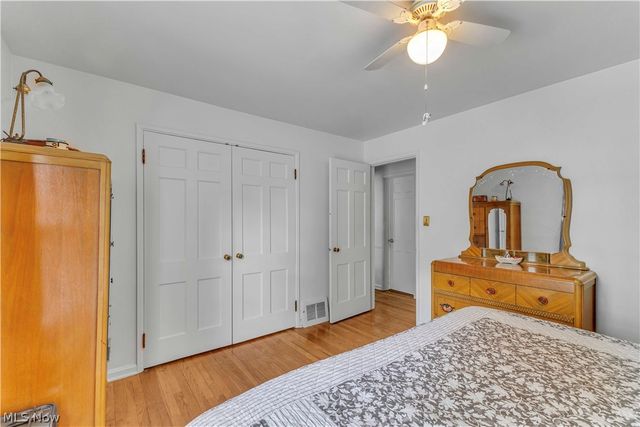 7534 Farnum Avenue, Middleburg Heights, OH 44130
