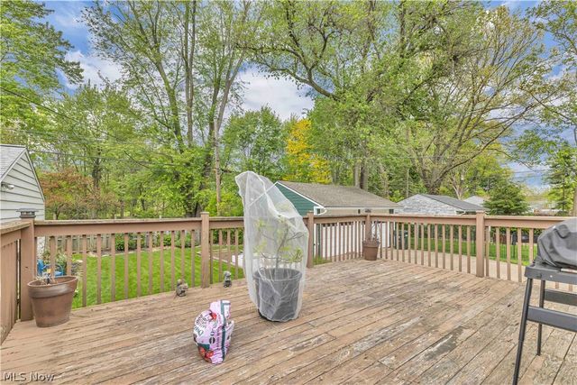 7534 Farnum Avenue, Middleburg Heights, OH 44130