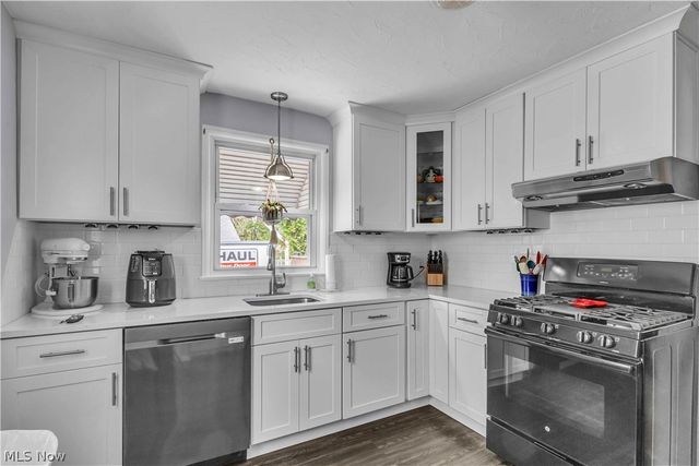 7534 Farnum Avenue, Middleburg Heights, OH 44130