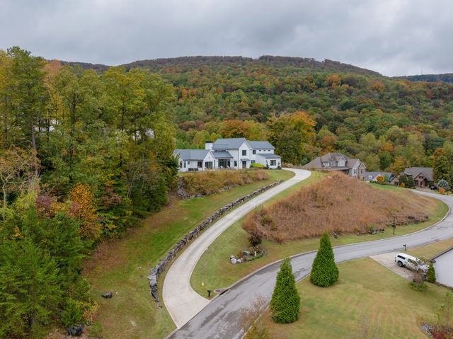 514 Kestrel Lane, Chattanooga, TN 37419