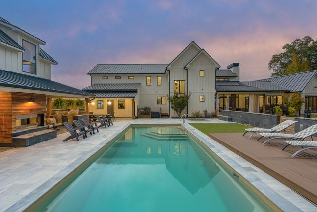 514 Kestrel Lane, Chattanooga, TN 37419