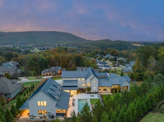 514 Kestrel Lane, Chattanooga, TN 37419