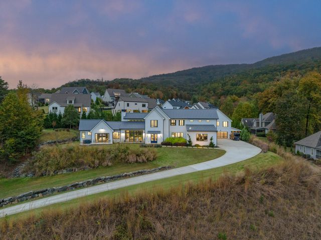 514 Kestrel Lane, Chattanooga, TN 37419