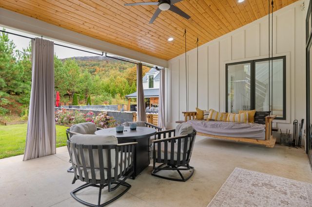 514 Kestrel Lane, Chattanooga, TN 37419