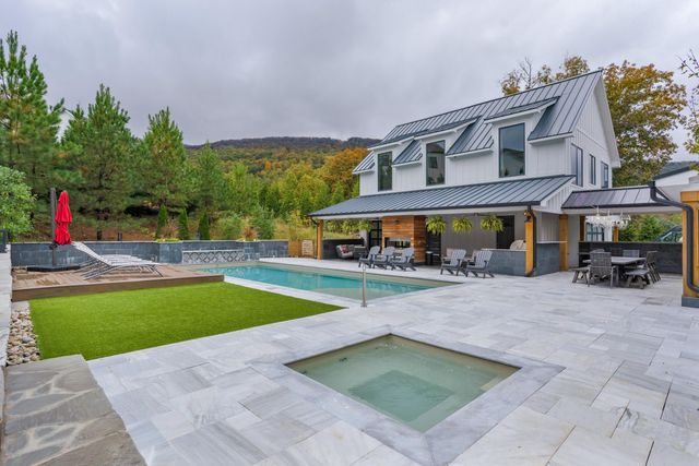 514 Kestrel Lane, Chattanooga, TN 37419