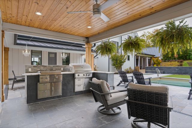 514 Kestrel Lane, Chattanooga, TN 37419