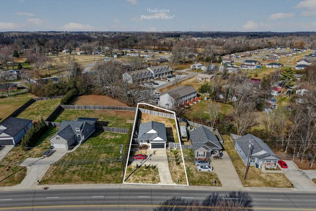 817 S Mountain St, Smithville, TN 37166