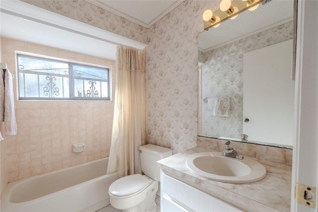 6808 SEAFAIRER DRIVE, Tampa, FL 33615