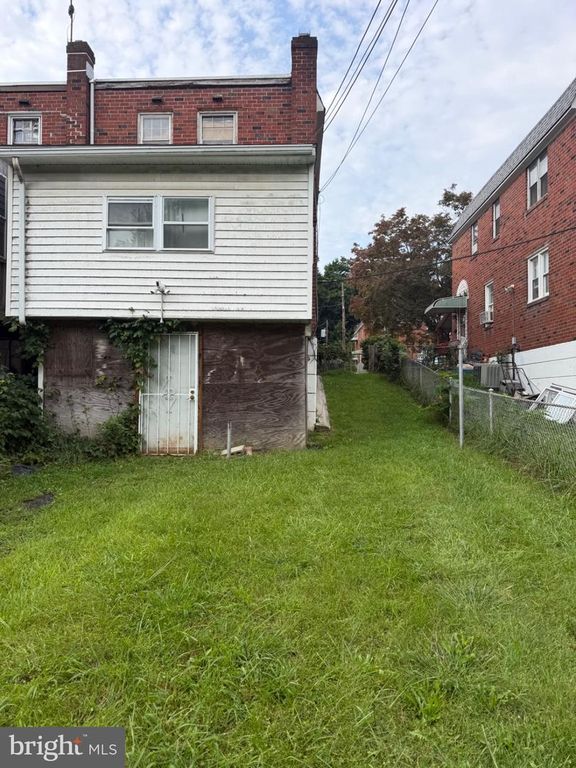 1315 PARKER ST, CHESTER, PA 19013 — photo 3