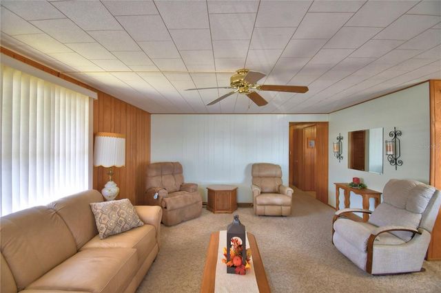 154 PARADISE LANE, Auburndale, FL 33823