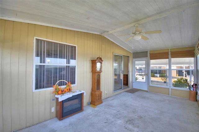 154 PARADISE LANE, Auburndale, FL 33823