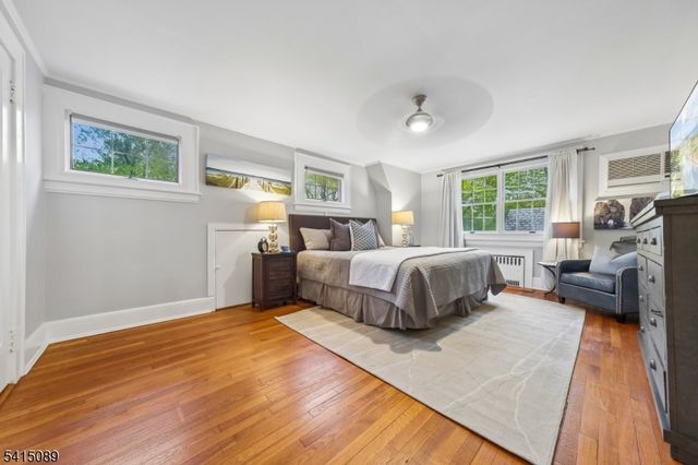 61 Burnett Ter, Maplewood Twp., NJ 07040