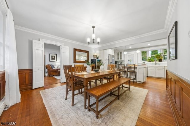 61 Burnett Ter, Maplewood Twp., NJ 07040